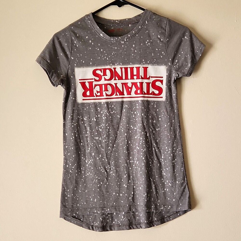 Netflix Stranger Things -XS- Gray Speckled Graphic T-Shirt Television Series
